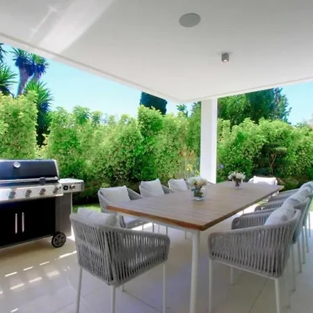 Modern In Prime Location Puerto Banus * Marbella