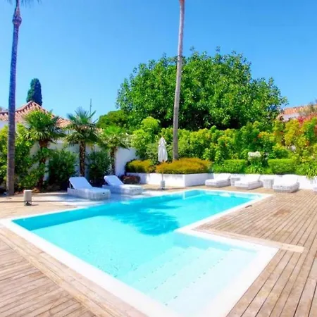 Villa Modern In Prime Location Puerto Banus